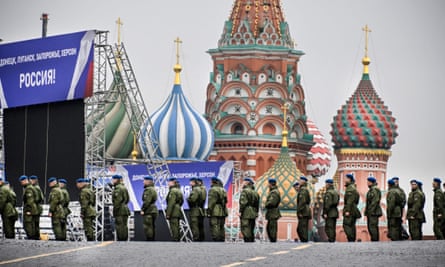 Russian soldiers stand on Red Square ahead of the ceremony to mark Moscow’s illegal annexation of Donetsk, Lugansk, Zaporizhzhia and Kherson.