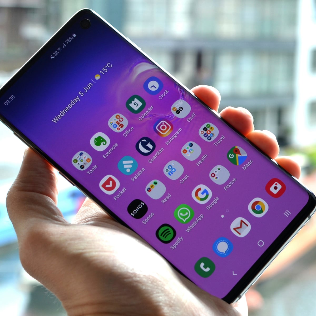 Samsung Galaxy S10 Review The Sweet Spot Samsung The Guardian Samsung Galaxy S10 Review The Sweet Spot Samsung The Guardian