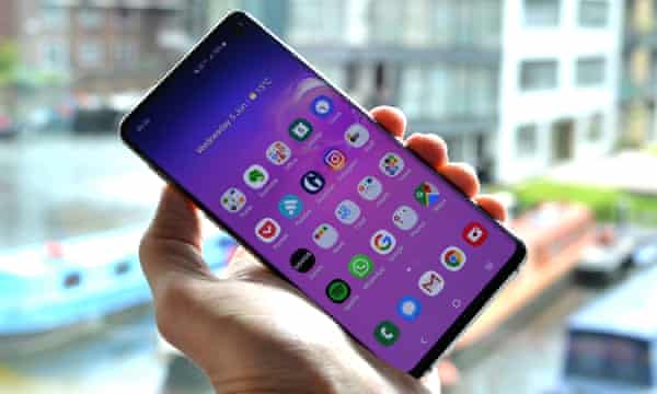 Best Smartphone 19 Iphone Oneplus Samsung And Huawei Compared And Ranked Technology The Guardian