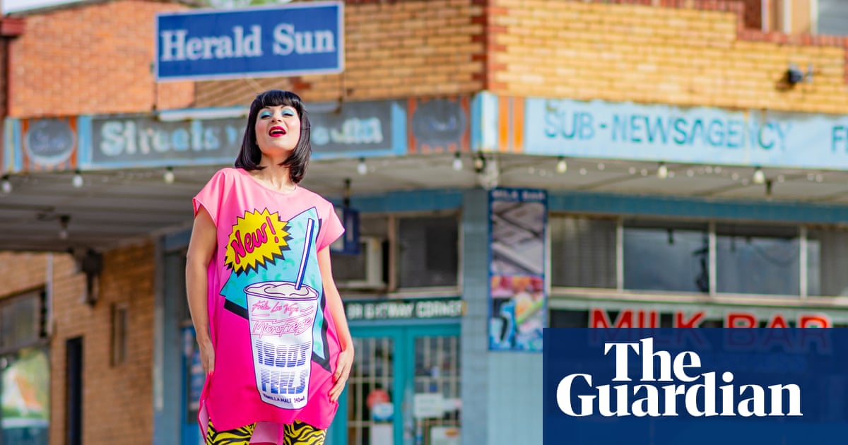 Big things and pink poodles: Frida Las Vegas’s tour of Australian kitsch – ...