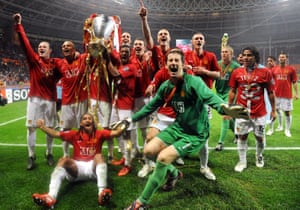 Edwin van der Sar celebrates Champions League glory with Manchester United in 2008.