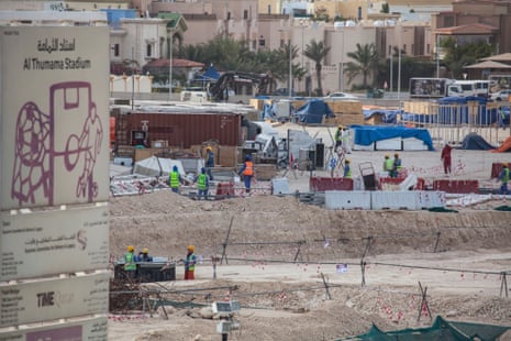 Construction workers in Qatar carry on as usual despite the coronavirus outbreak