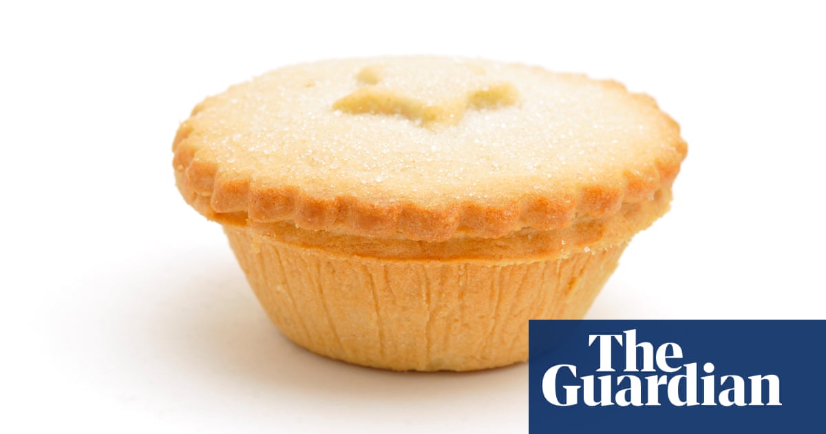Mince pies for pets take the biscuit