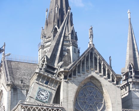 A damaged tower of the Metropolitan Cathedral Basilica of Nuestra Senora del Rosario after the earthquake, in Manizales, Colombia.