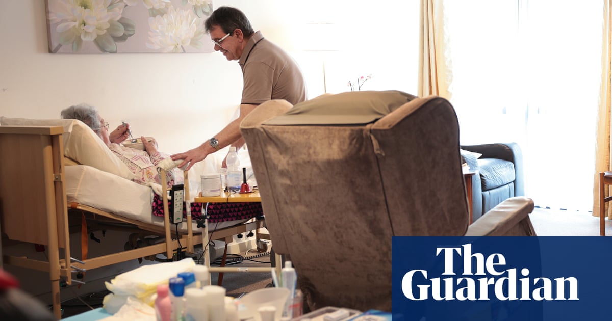 ‘It feels like contempt’: DWP asks 85-year-old dementia patient to repay £13k ‘It feels like contempt’: DWP asks 85-year-old dementia patient to repay £13k