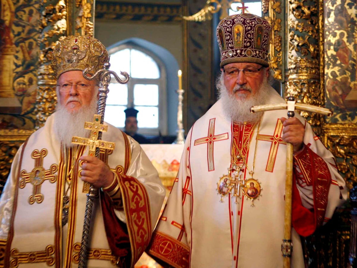 Russian Orthodox Church cuts ties with Constantinople | Religion | The  Guardian