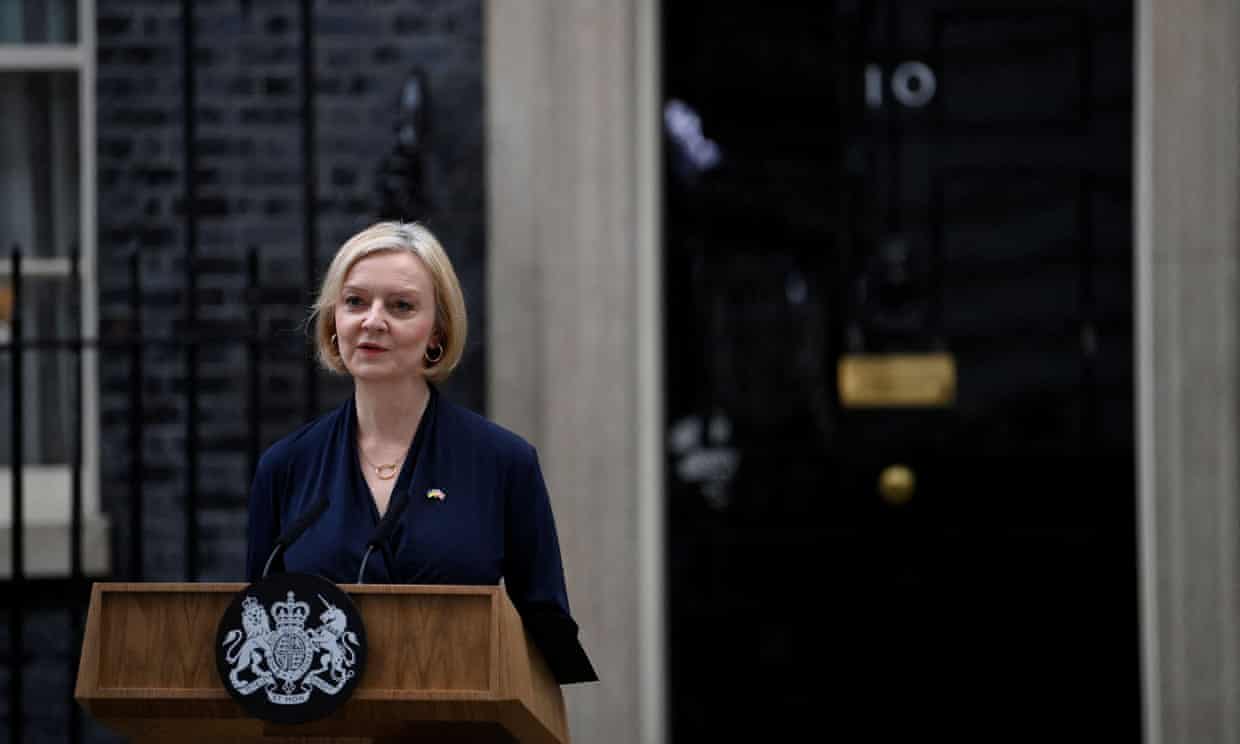 Liz Truss resigns as UK prime minister sparking Tory leadership race as Labour and Lib Dems call for general election (theguardian.com)