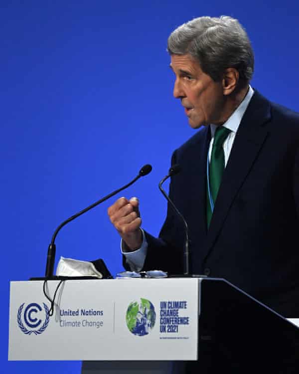 John Kerry, US special presidential envoy on climate, attends a press conference at Cop26.