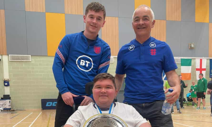 Sam Smith with a Trophy
