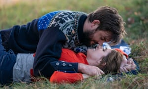 Nick Thune and Anna Kendrick in Love Life.