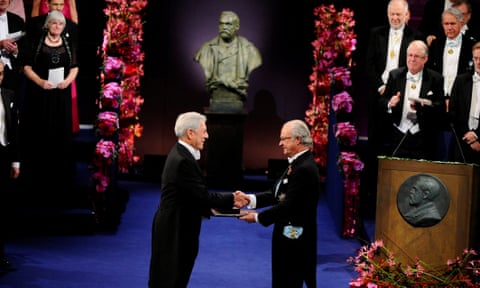 Mario Vargas Llosa receives the 2010 Nobel prize in literature from Swedish king Carl XVI Gustaf at the Concert Hall in Stockholm, Sweden.