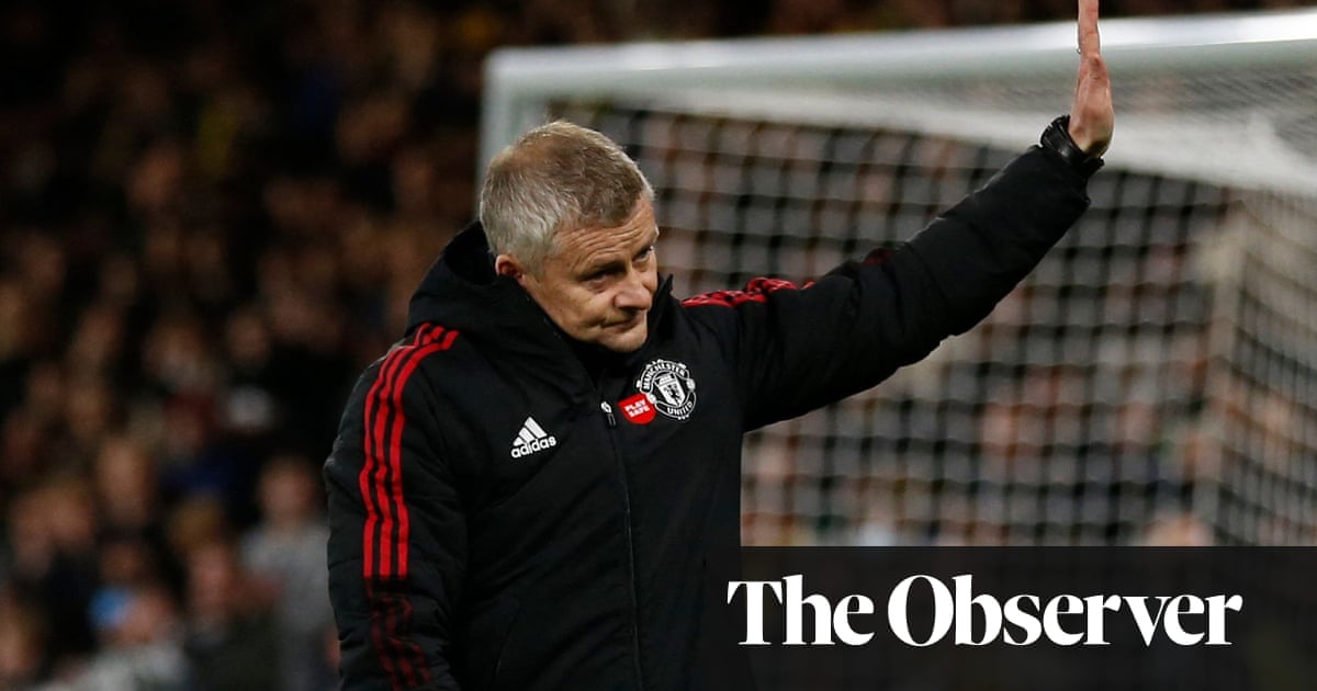 Manchester United board decide to sack Solskjær at emergency meeting