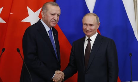The president of Turkey, Recep Tayyip Erdoğan, and the Russian president, Vladimir Putin, at the Kremlin.