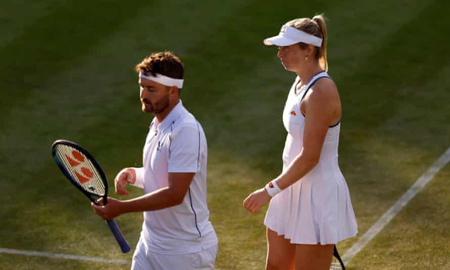 Murray and Williams shone in mixed doubles by Britons O'Mara and Barnett | Wimbledon 2022 1 Jonny O'Mara and Alicia Barnett got the better of their most illustrious opponents in a final marathon tie-break.