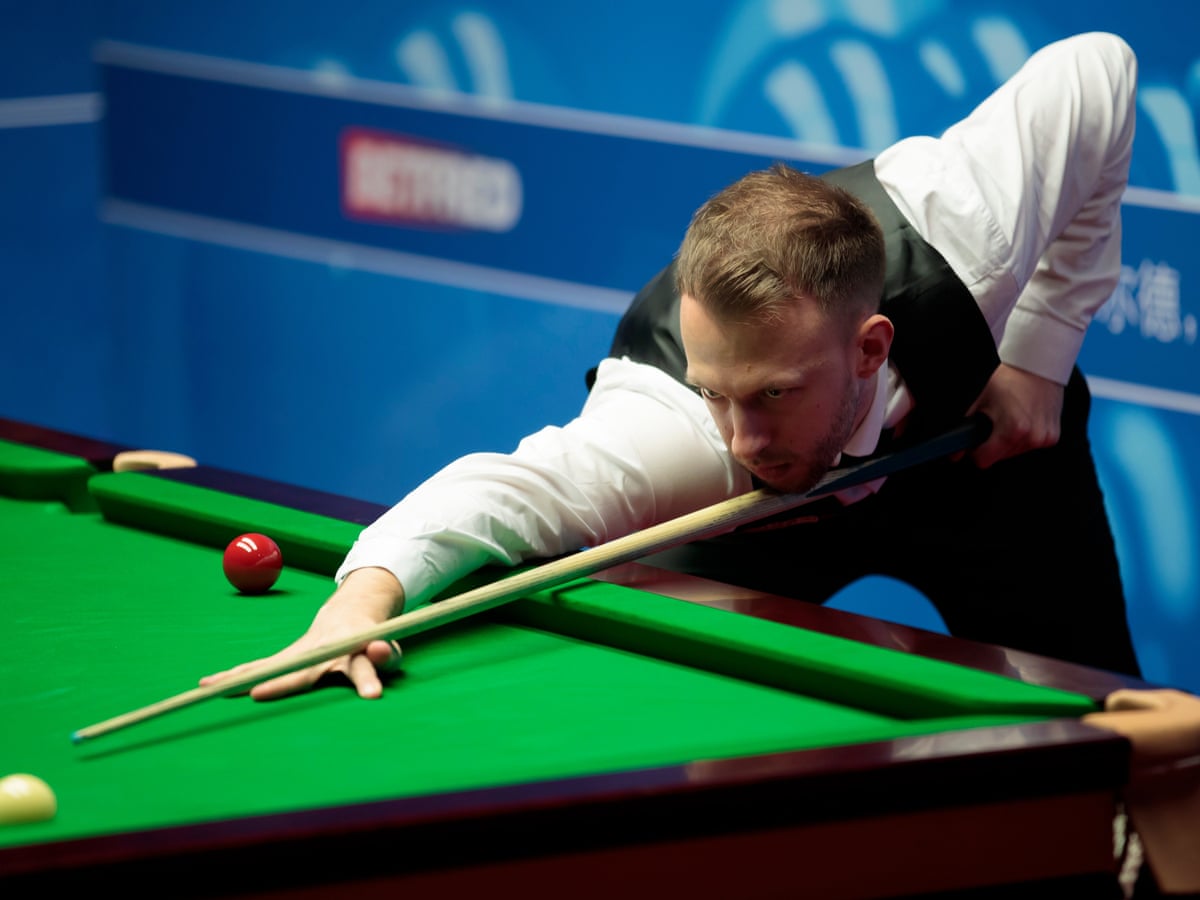 judd trump takes swipe at stephen maguire after sealing semi final place world snooker championship the guardian judd trump takes swipe at stephen maguire after sealing semi final place world snooker championship the guardian