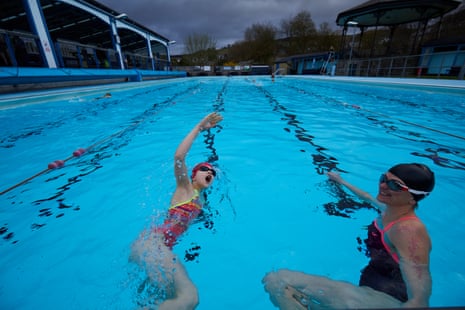 Lucienne Turner (11) and her mum Elizabeth, the first swimmers take the plunge as Hathersage Pool in the Derbyshire Peak District reopens.