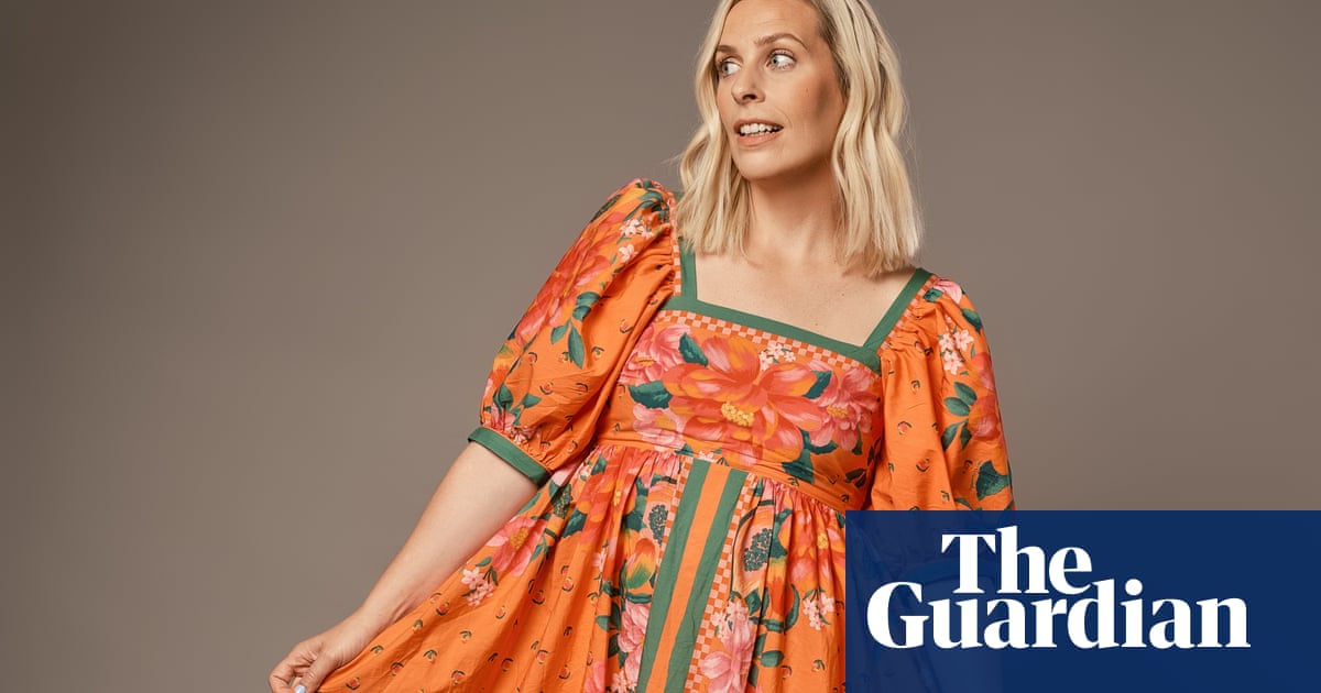Sara Pascoe: I still identify as an infertile, childless woman'