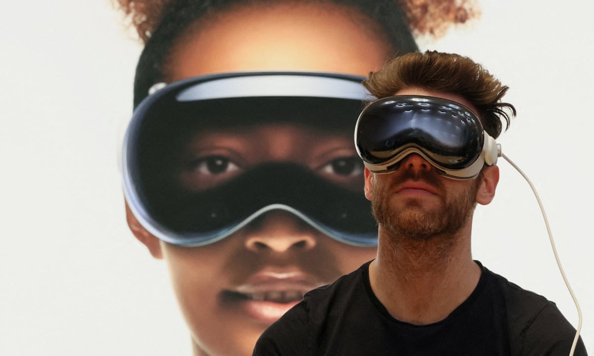 Exploring the Future: A Closer Look at Apple's Vision Pro Mixed Reality Headset - Apple's Vision Pro Mixed Reality Headset Immersive experience