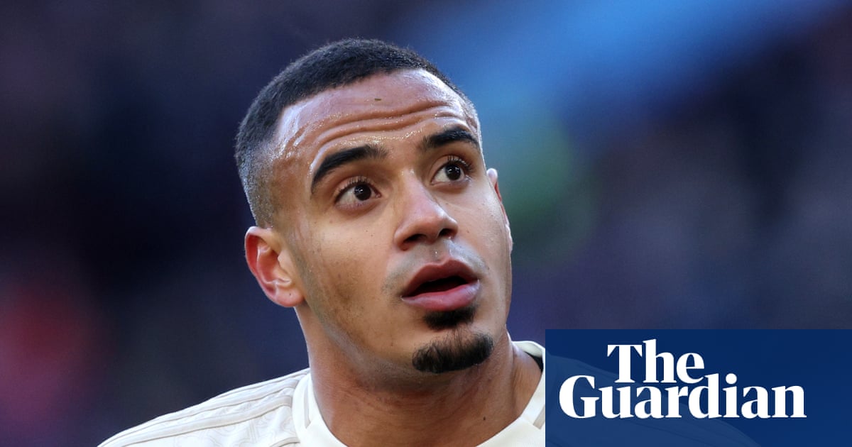Football transfer rumours: Murillo to replace Maguire at Manchester United?