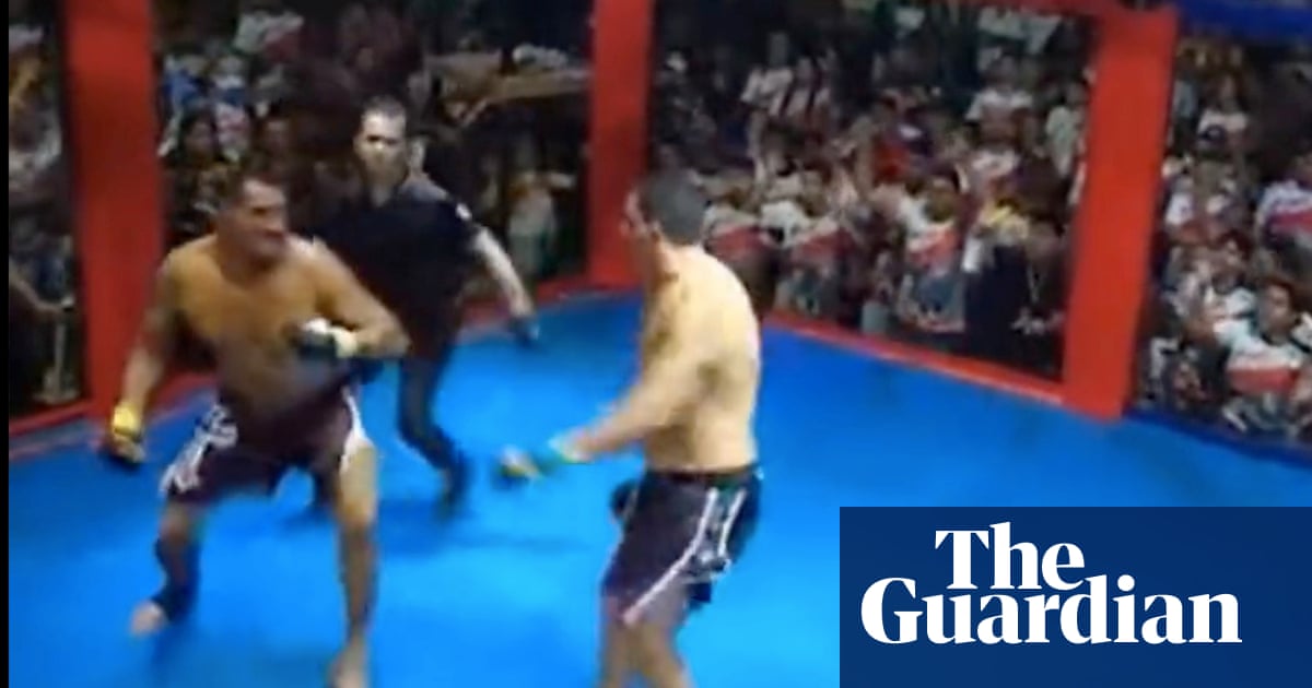 Brazilian politicians in three-round punch-up after waterpark feud