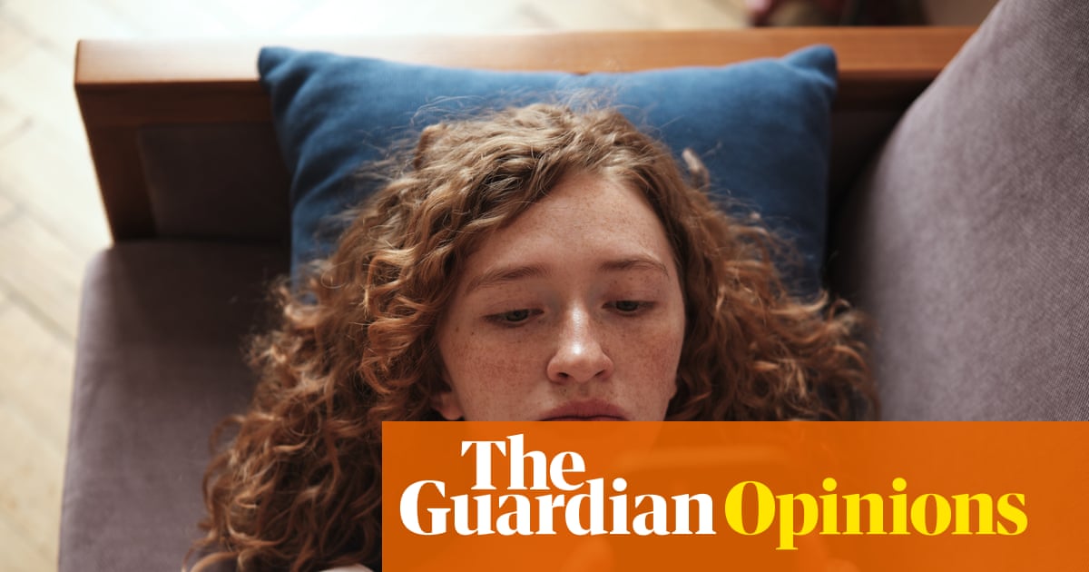 I’m a young woman, and people keep telling me the internet has ruined my brain. Is this helpful? | Isabel Brooks
