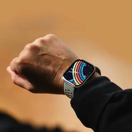 Foto do produto do relógio inteligente Amazfit Bip 6