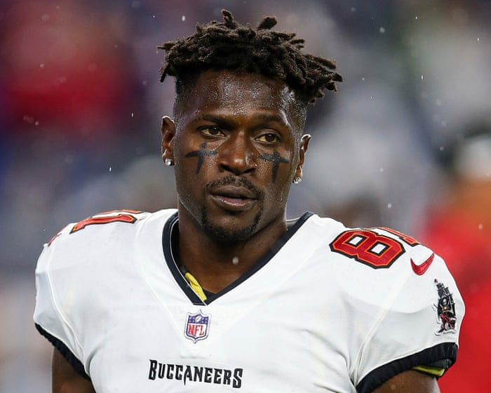 Ex-NFL star Antonio Brown gets bail and GPS monitor in Miami attempted murder case