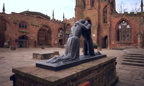 Reconciliation by Josefina de Vasconcellos in the ruins of Coventry cathedral.