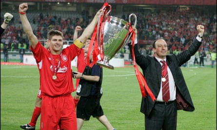 Liverpool’s Steven Gerrard and Rafa Benítez celebrate winning the Champions League in Istanbul