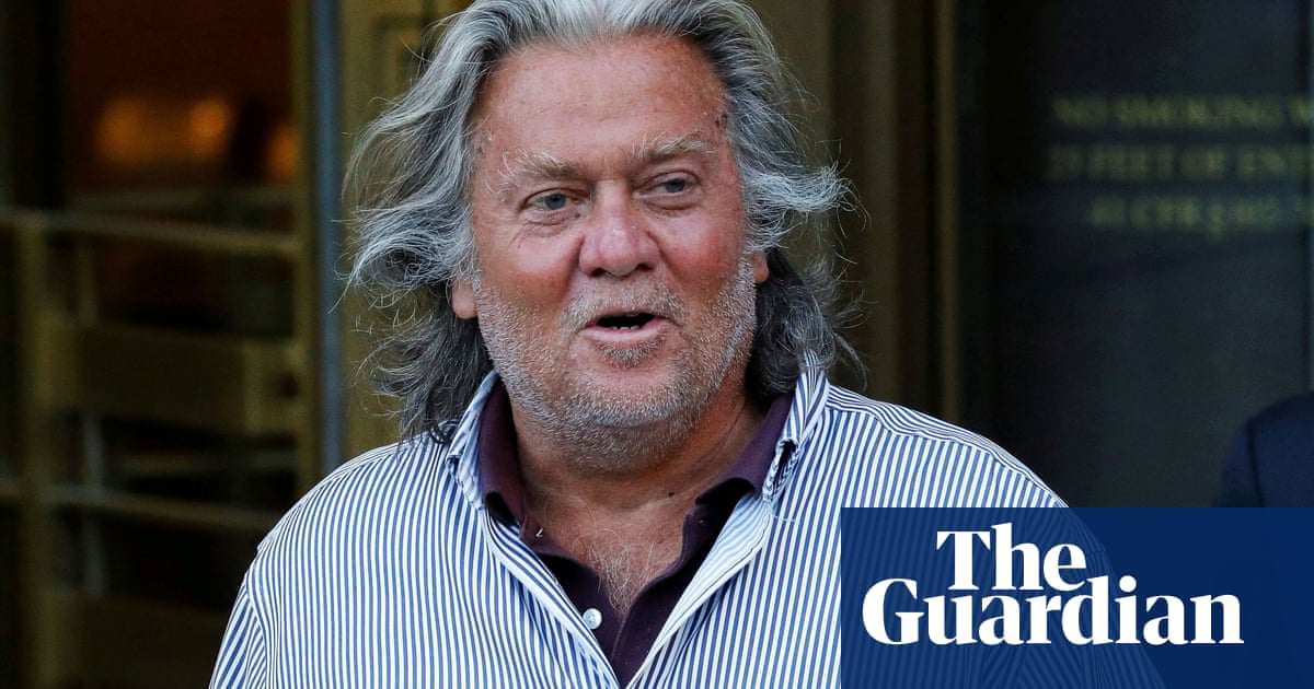 Steve Bannon banned by Twitter for calling for Fauci beheading