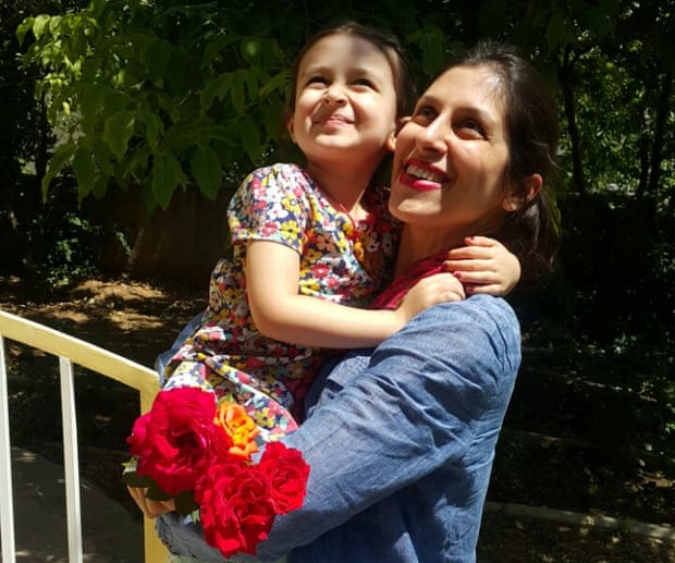 Британку, осужденную за попытку переворота в Иране, освободили на три дня