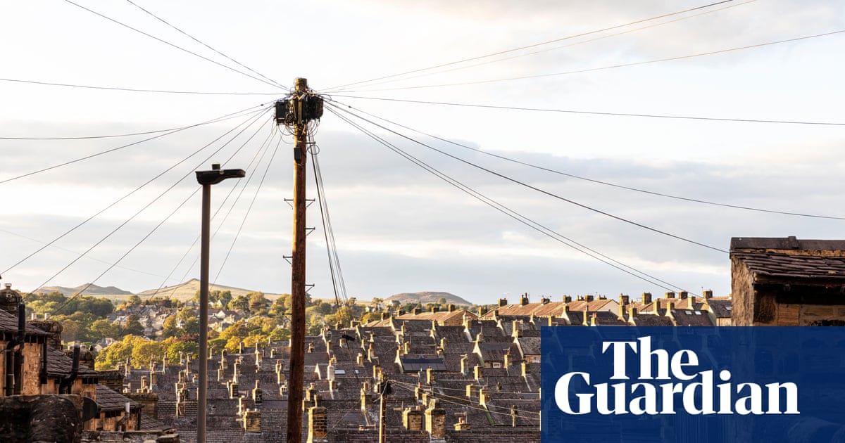 UK house prices rise in February as chancellor avoids ‘negative speculation’