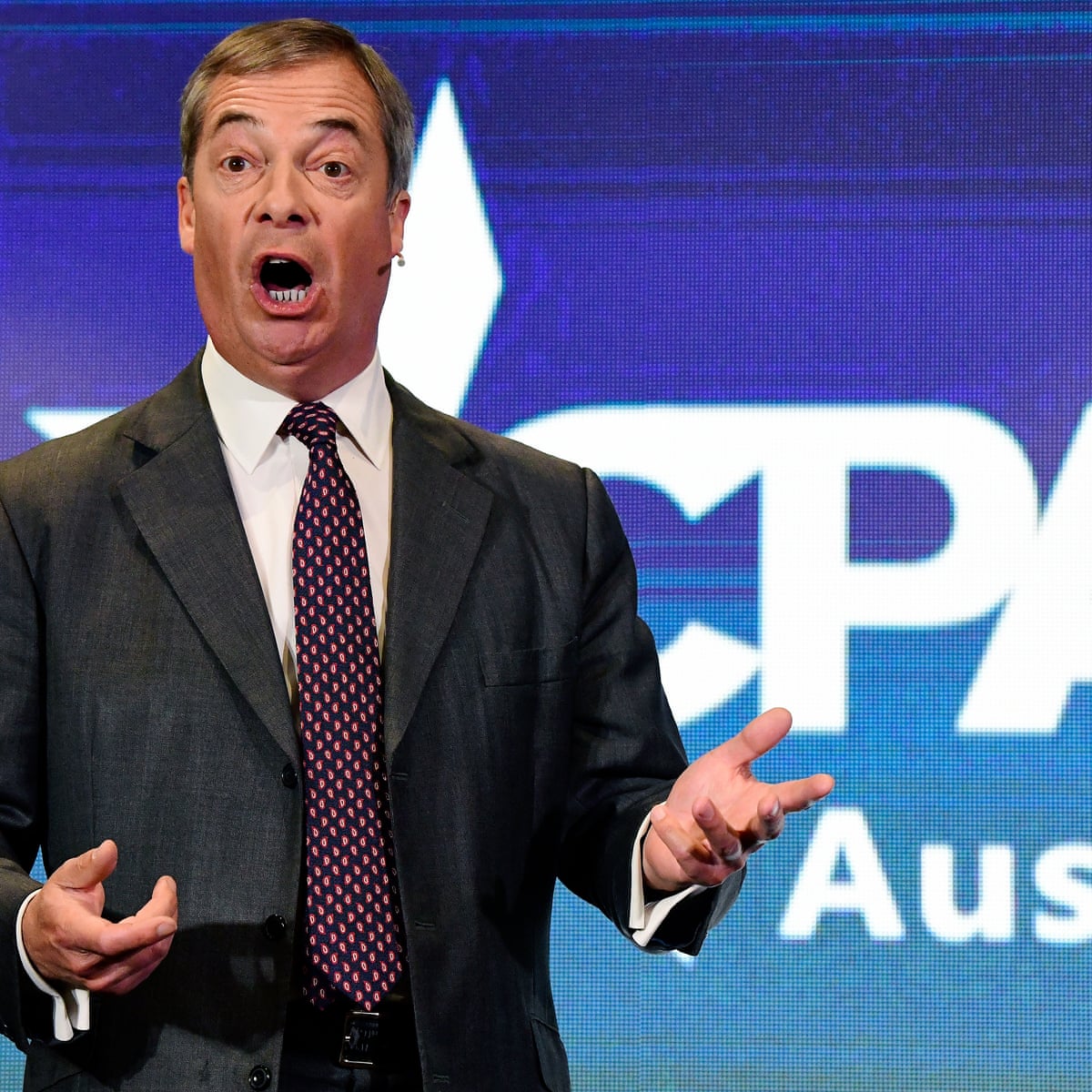 Nigel Farage Attacks Harry And Meghan Jokes About