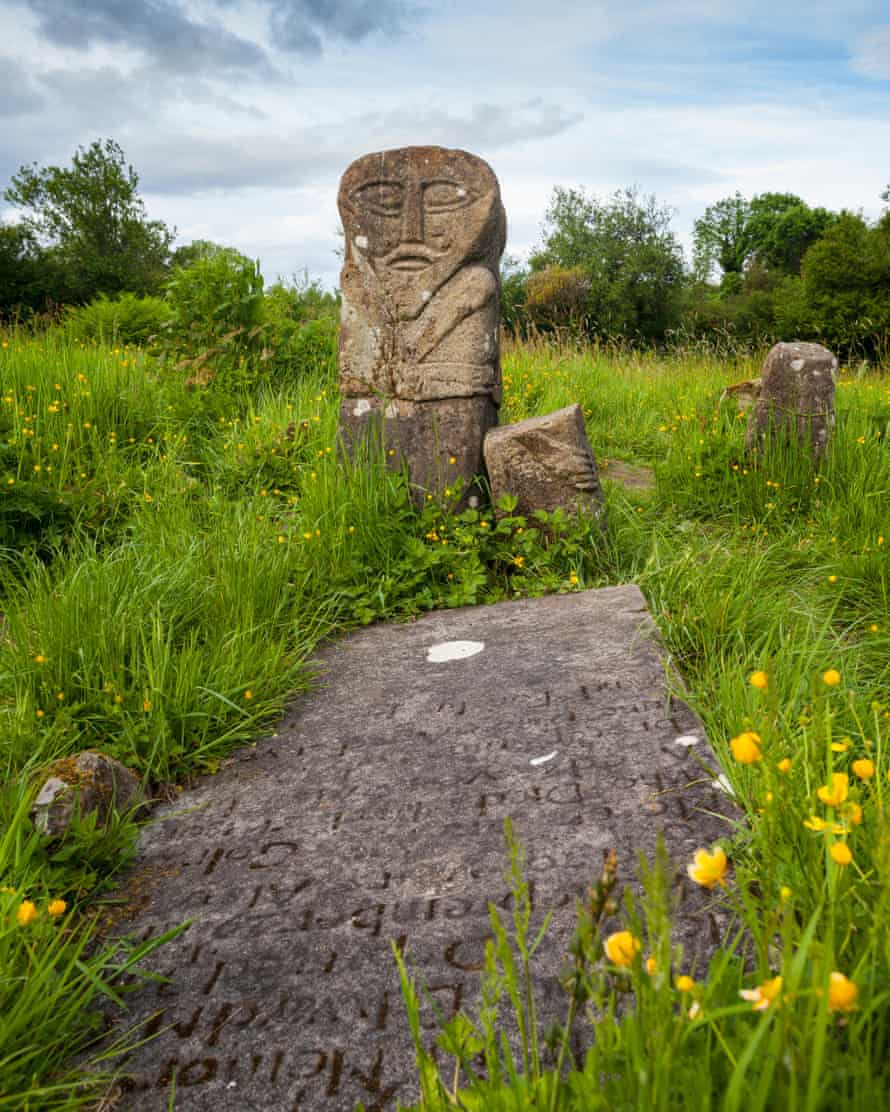 ‘Two faced stone / On burial ground, / God-eyed, sex-mouthed’: Boa Island.