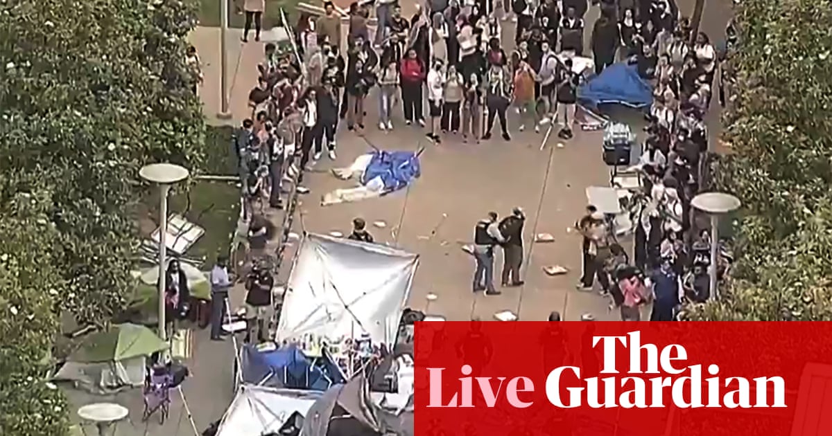 US campus protests: arrests in Dallas and New York as officers move against demonstrators – live | US campus protests