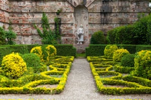 Italian garden, Villa Reale di Marlia, Lucca, Tuscany