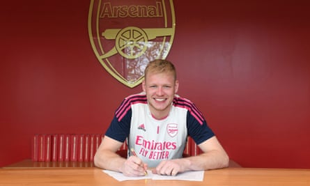 Aaron Ramsdale signs a new contract at Arsenal.