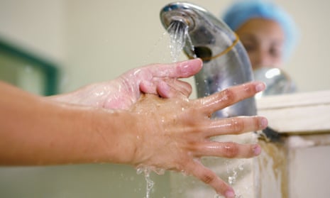 Hand washing in hospital