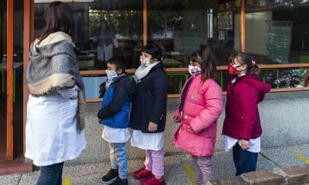 Children returned to school in Montevideo from Monday 15 June, their first day back since the start of lockdown.