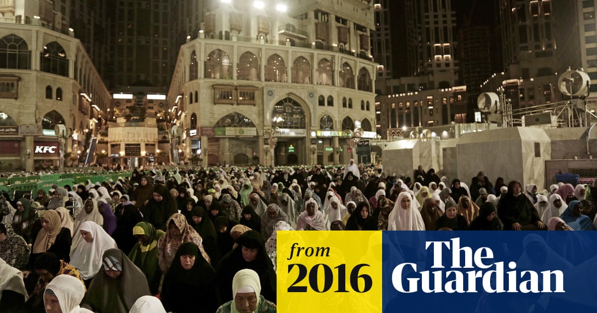 2015 Disaster Looms Large As Muslims Descend On Saudi Arabia For Hajj Hajj The Guardian