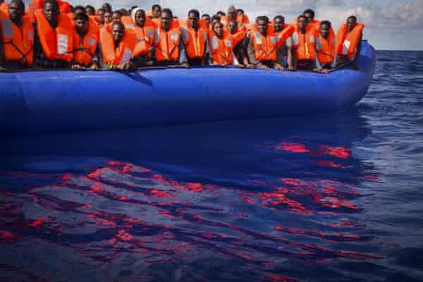 Riley Splashes Out At The National Gallery And Gateshead Welcomes