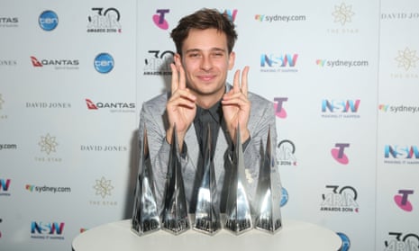 Flume with his Aria loot.