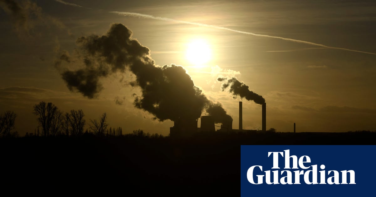 Fossil fuel companies paying top law firms millions to ‘dodge responsibility’