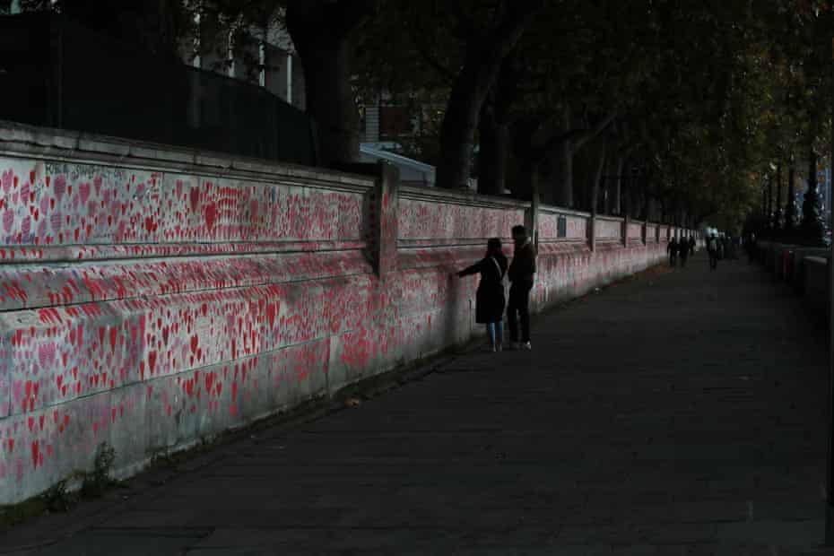 The national Covid memorial wall at dusk, 4 November