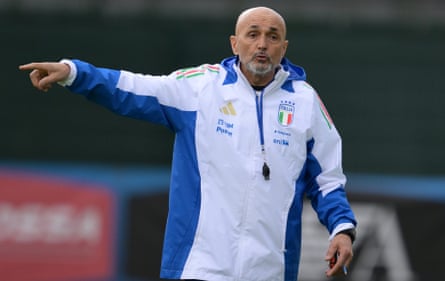 Luciano Spalletti says Mateo Retegui and Moise Kean are two very different weapons for Italy’s attack.