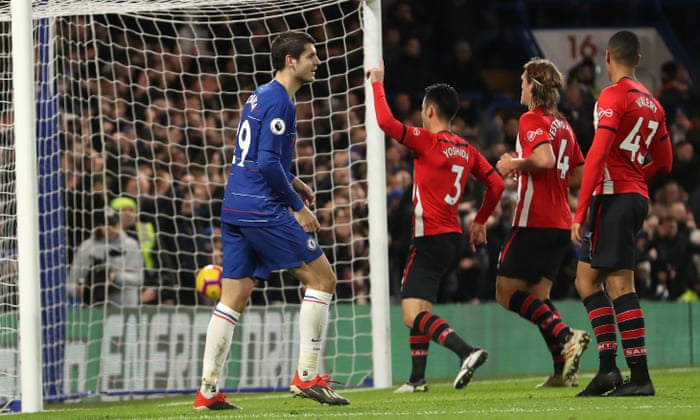 Alvaro Morata Has To Learn To Deal With Pressure At Chelsea Says Zola Football The Guardian