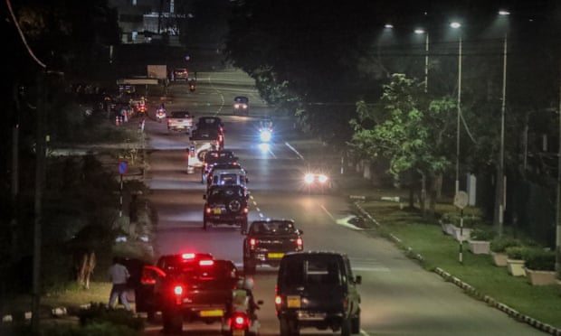 A motorcade of former Sri Lankan president Gotabaya Rajapaksa