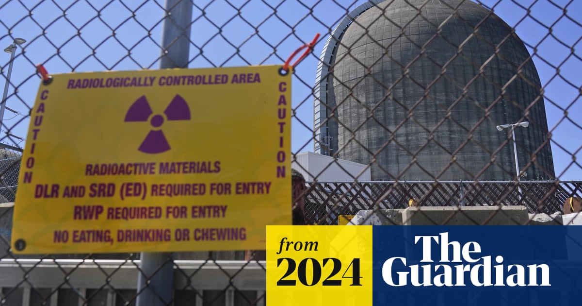 amp.theguardian.com