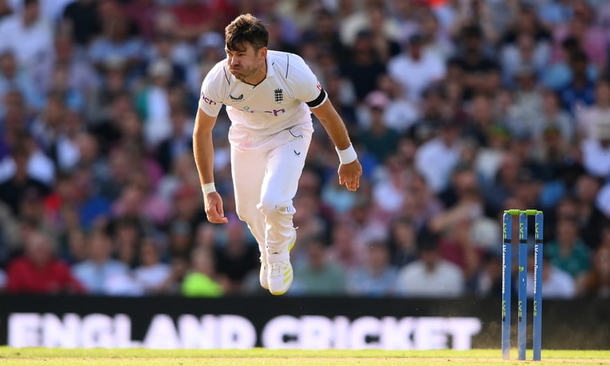 James Anderson in action at the Oval.