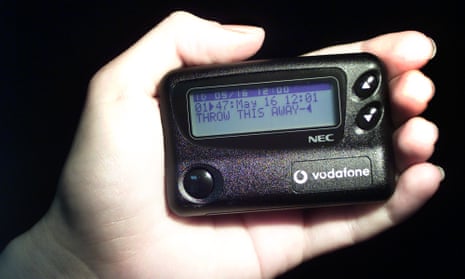 A pager with the message ‘throw this away’